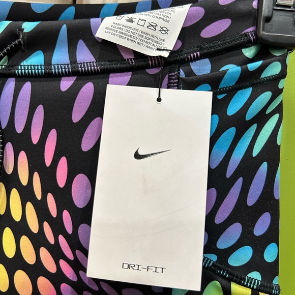 Nike Women’s Dri-Fit Run Division Midrise Tights - Picture 6 of 7